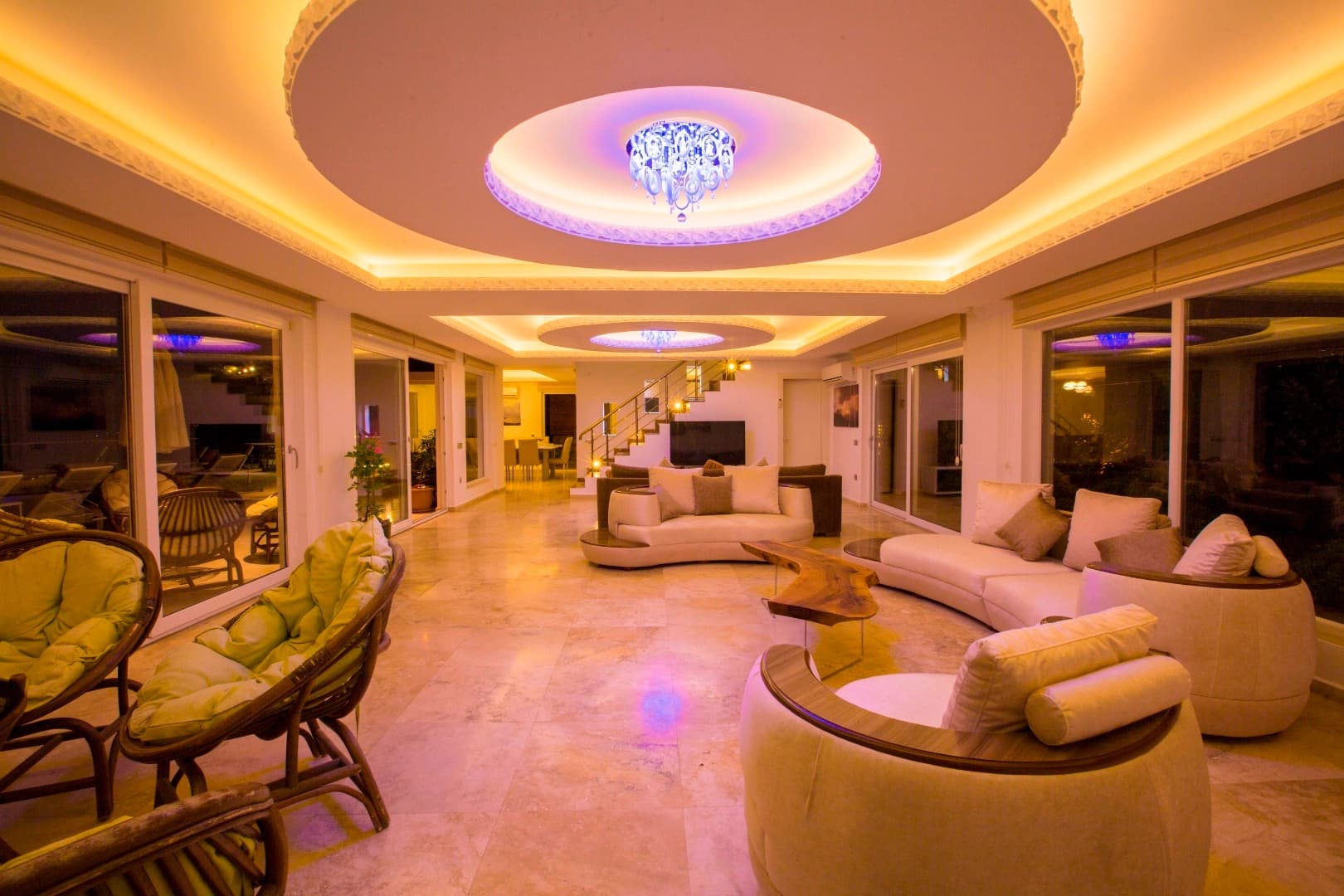 Villa Montana Korunaklı Havuz 24