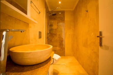 Villa Montana Korunaklı Havuz 60