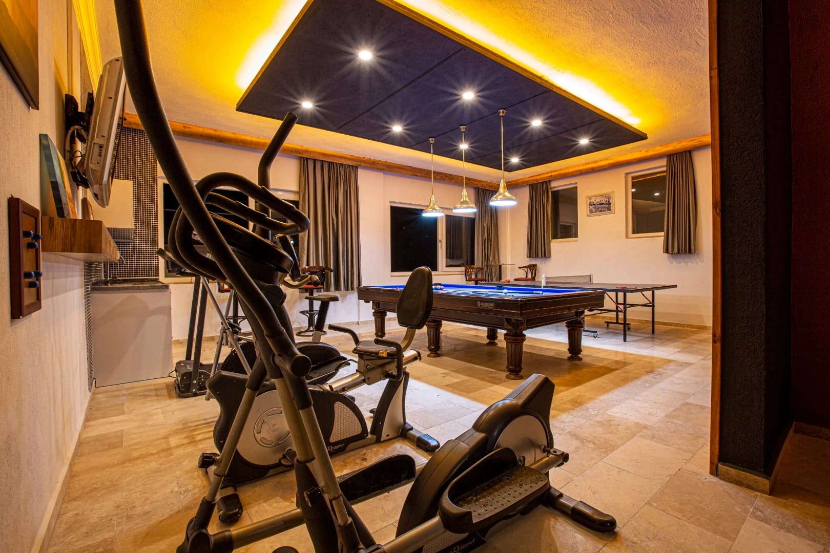 Villa Montana Korunaklı Havuz 18