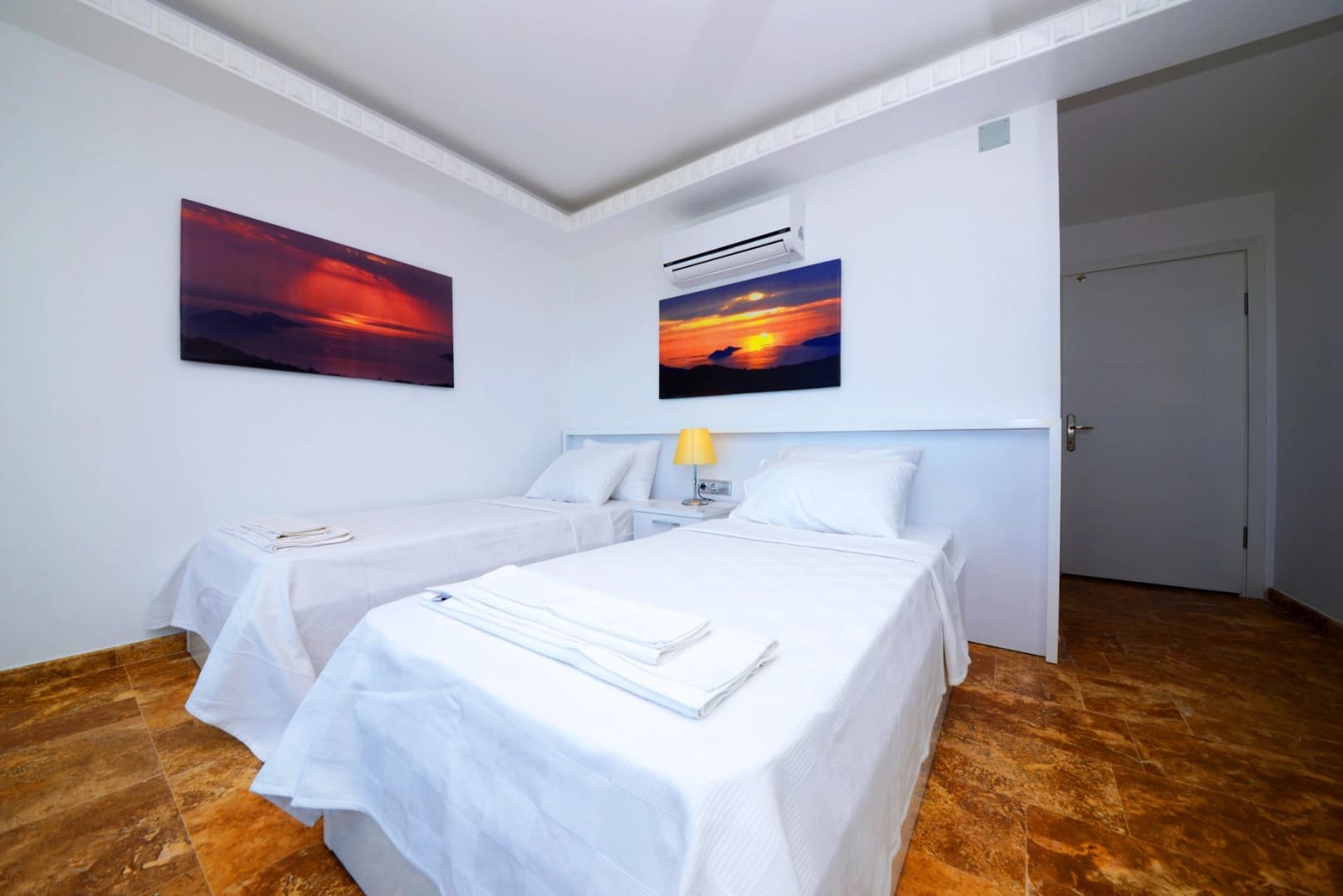 Villa Montana Korunaklı Havuz 48