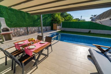 Villa Belcehan Limon Korunaklı Havuz 79