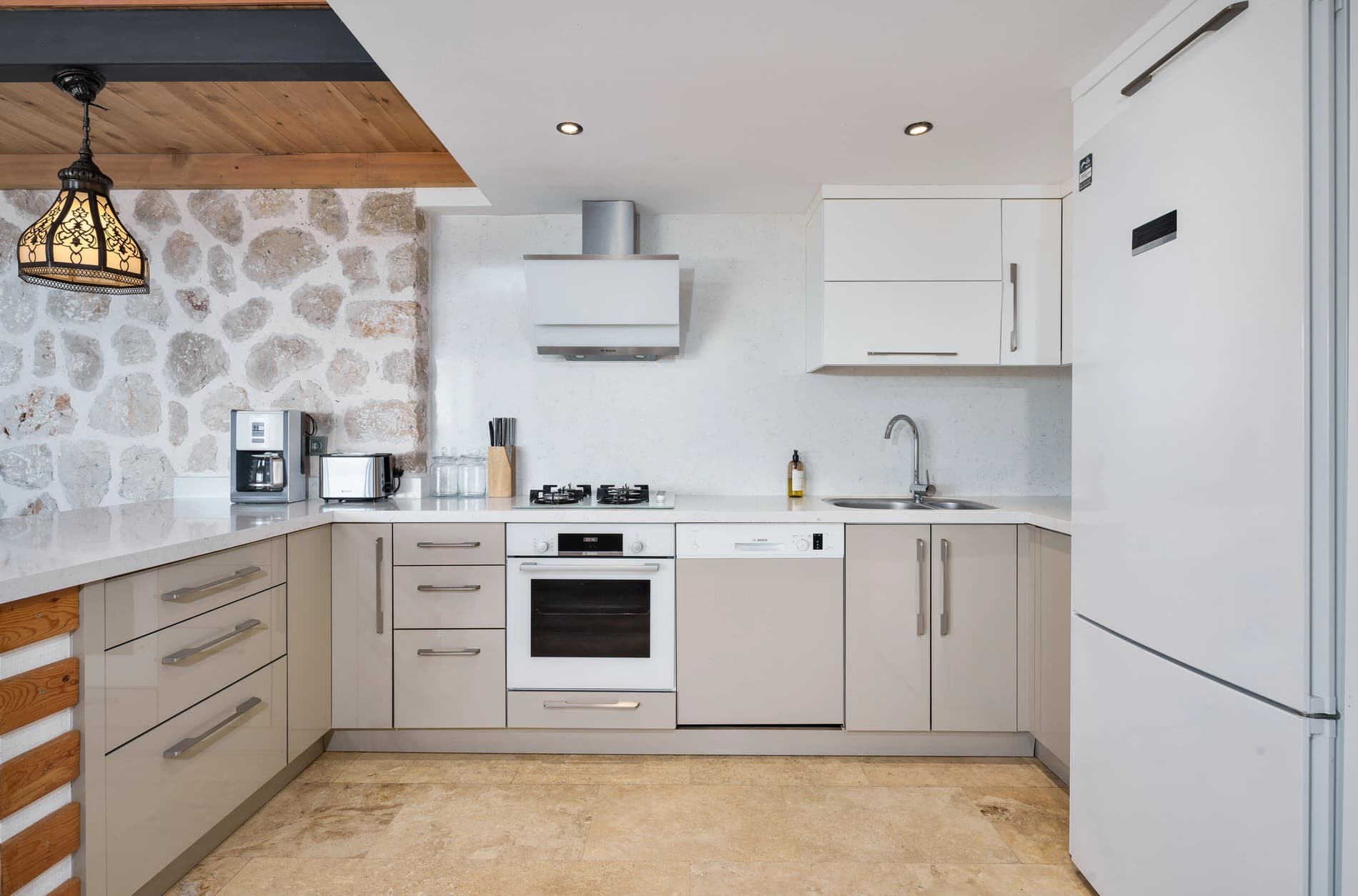 Villa Bills Korunaklı Havuz 50