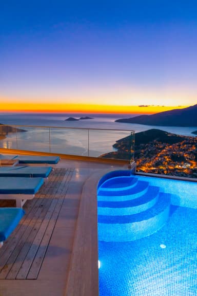 Villa Bills Korunaklı Havuz 84