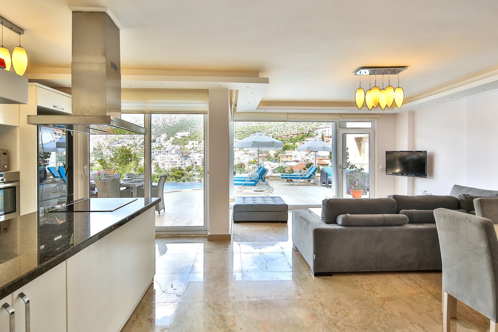 Villa Mavi Su Özel Havuzlu 10