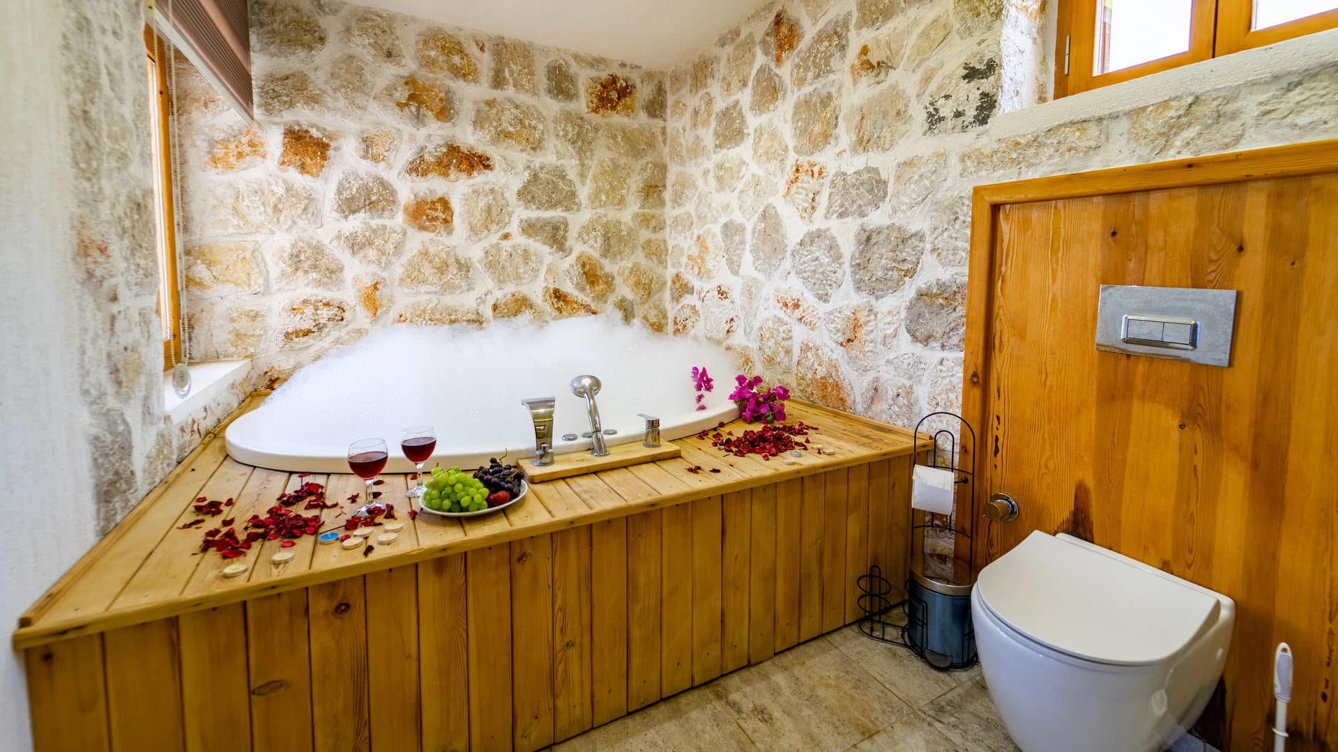 Villa Jet Korunaklı Havuz 14