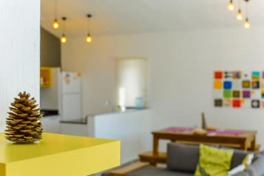 Villa Derin Korunaklı Havuz 16