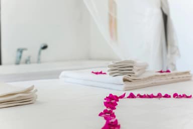 Villa Derin Korunaklı Havuz 10