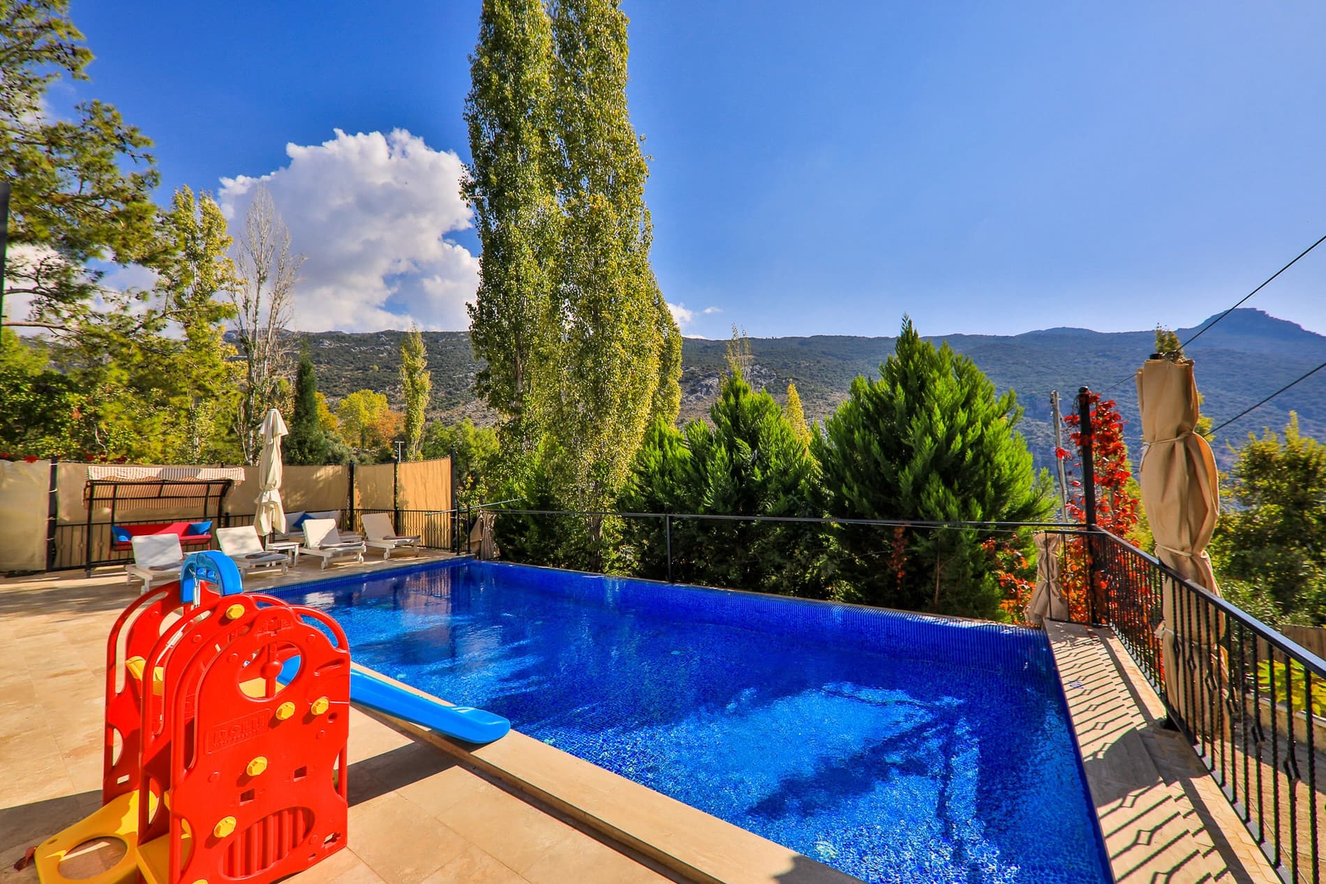 Villa Bella Korunaklı Havuz 70