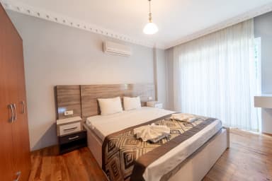 Baynur Apart Özel Havuzlu 93