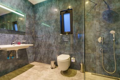 Villa Leonardo Korunaklı Havuz 89