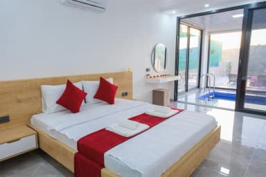 Villa Loft Üzümlü Korunaklı Havuz 70