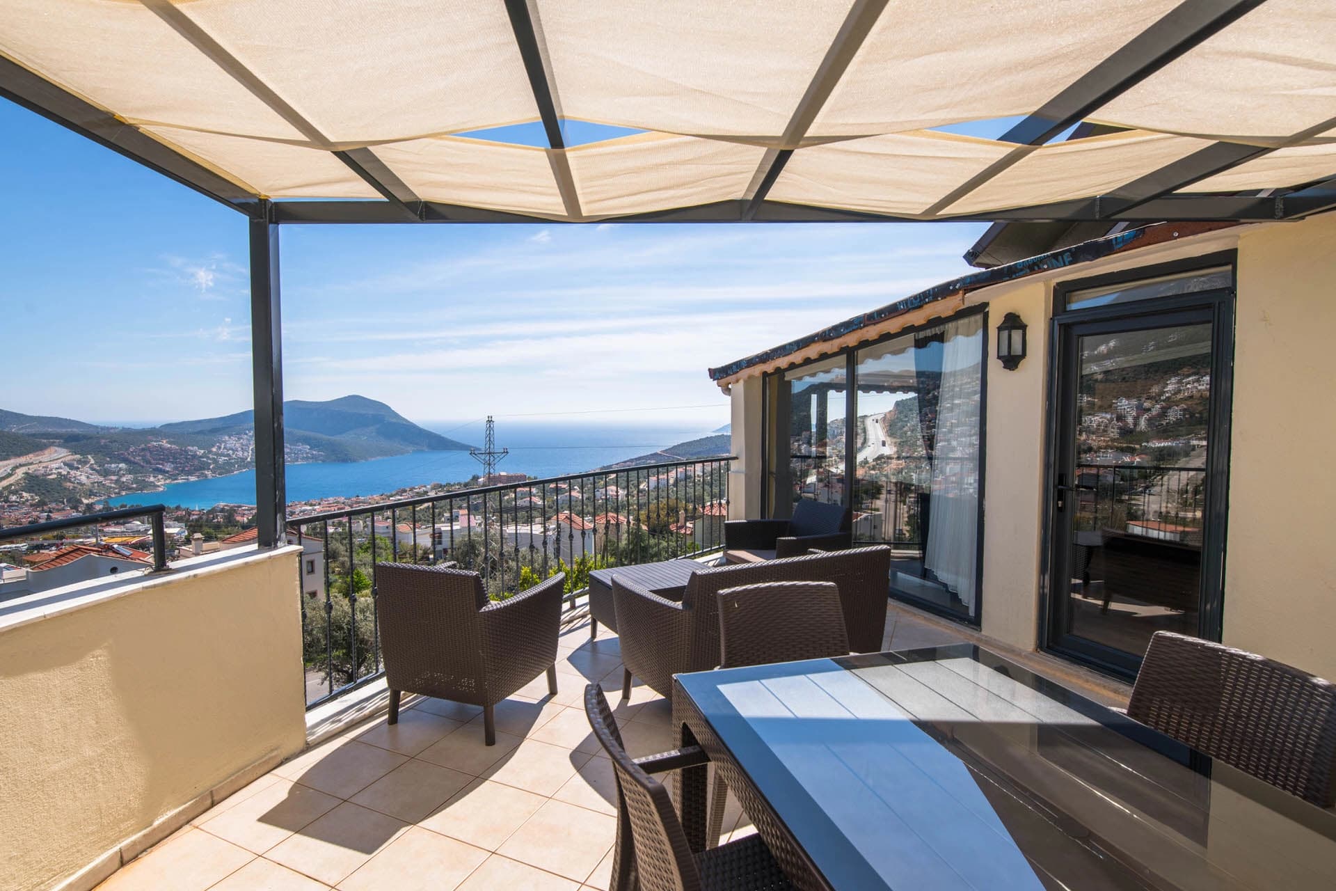 Likya Çatı Apart Kalkan 26