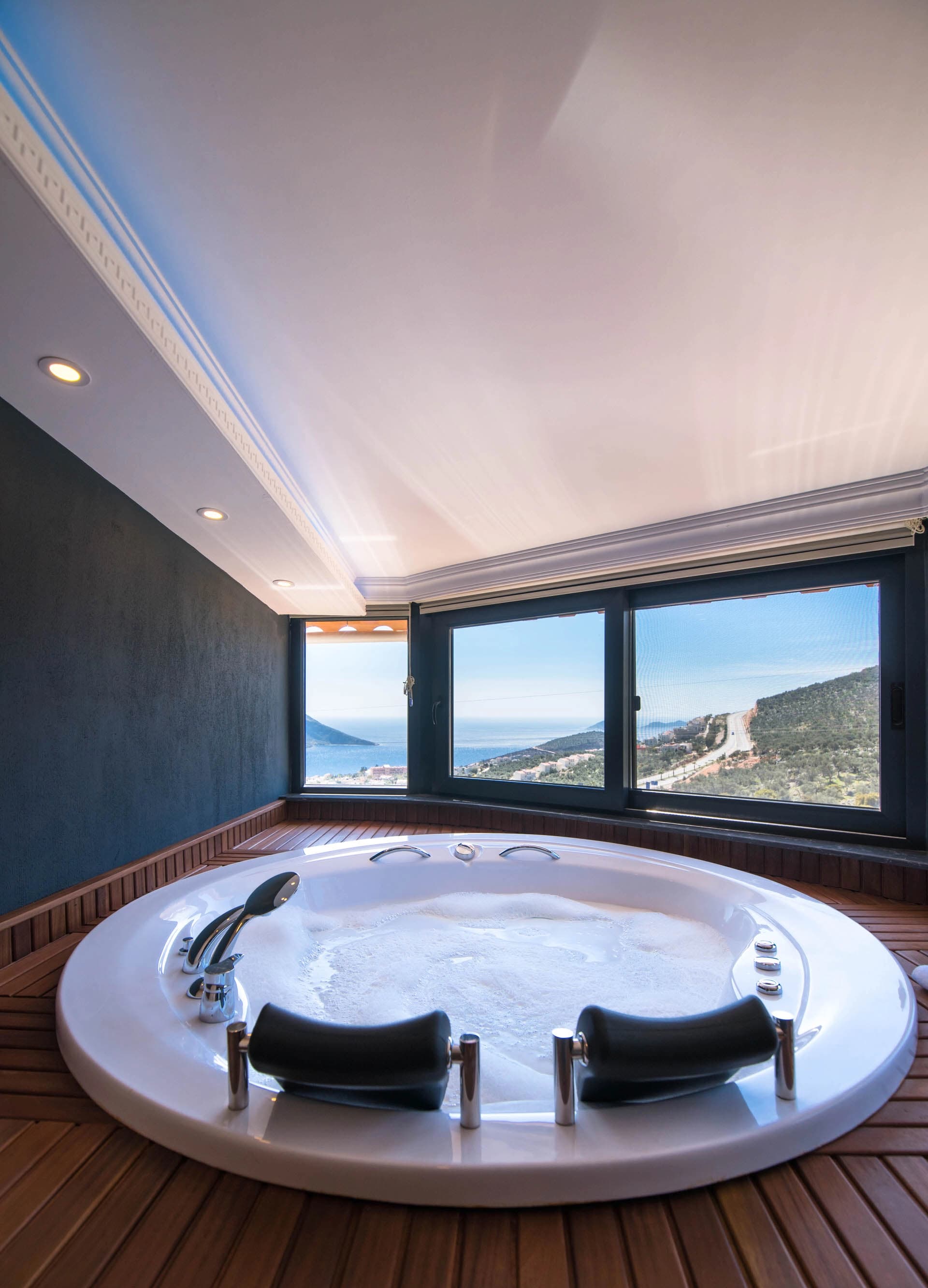 Likya Çatı Apart Kalkan 96