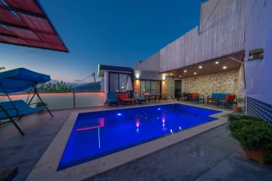 Villa Yasin Korunaklı Havuz 98