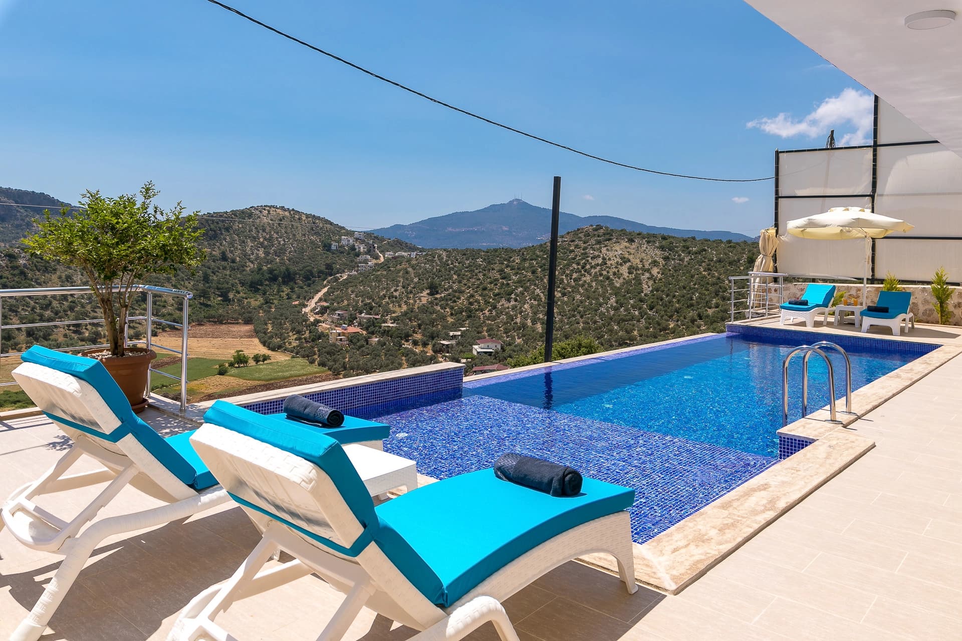 Villa Despina Korunaklı Havuz 58