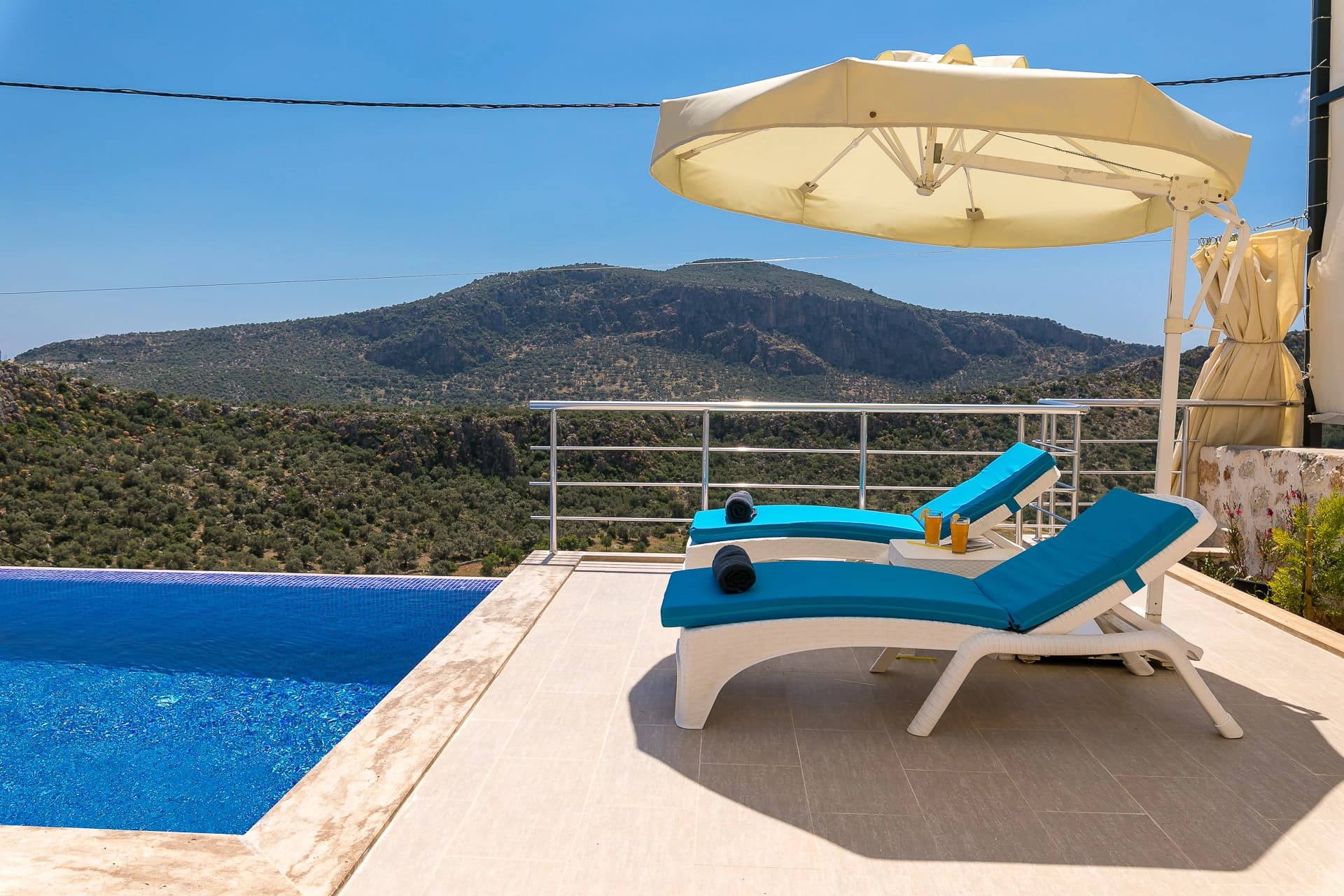 Villa Despina Korunaklı Havuz 86