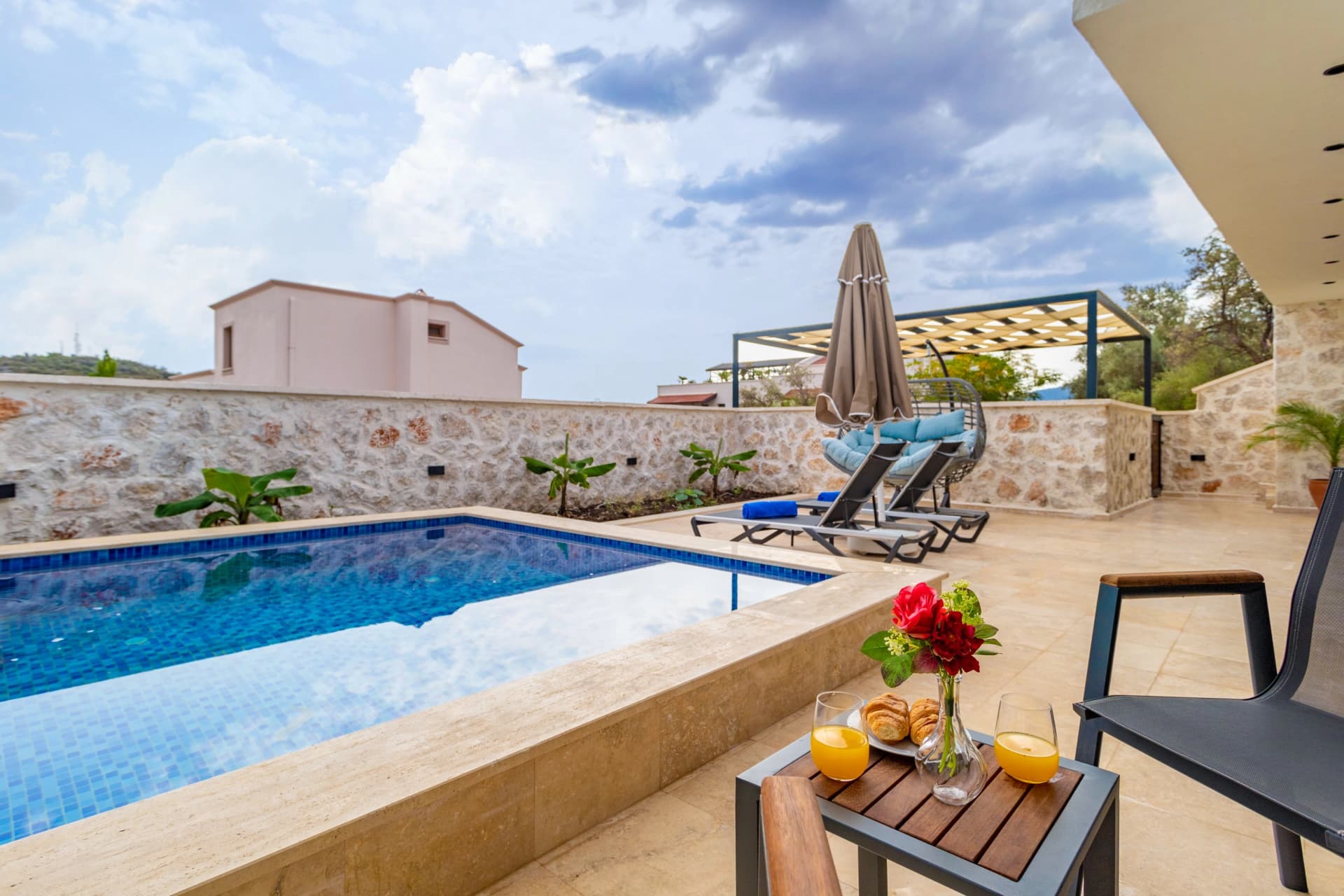 Villa Adamo Özel Havuzlu 98