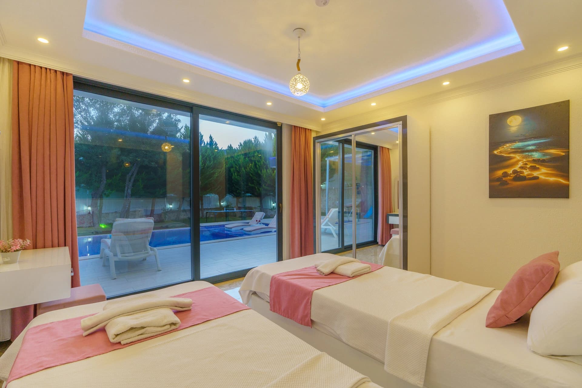 Villa Saha Korunaklı Havuz 71