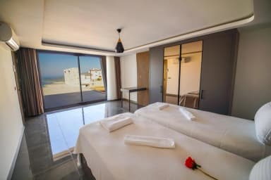 Villa New Ada Isıtmalı Havuz 46