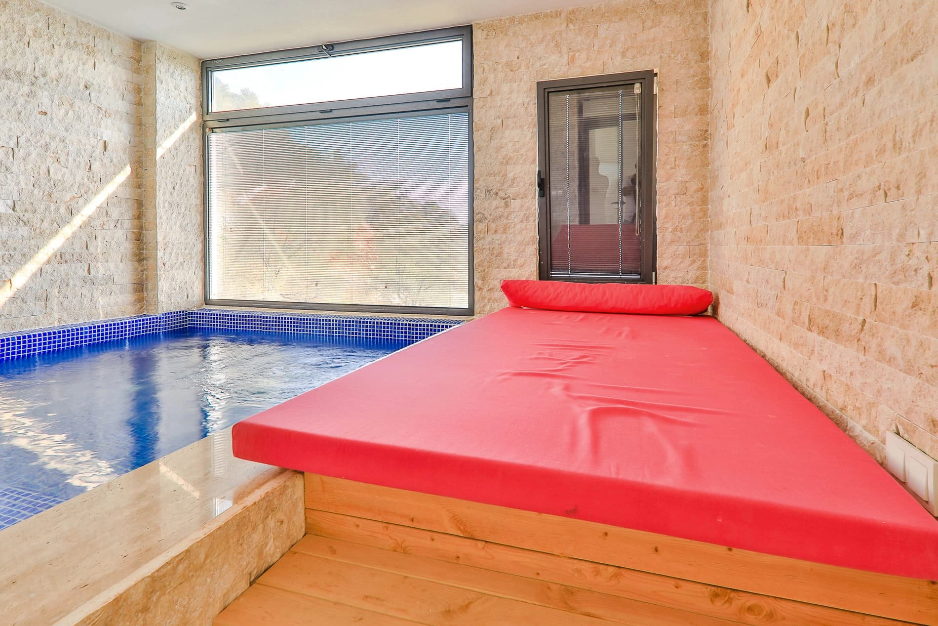 Villa Blue Star Korunaklı Havuz 76