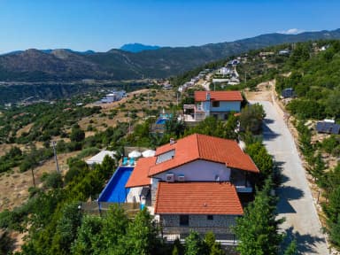 Villa Ev May Korunaklı Havuz 39