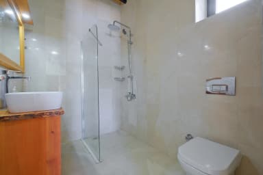 Villa Ev May Korunaklı Havuz 25