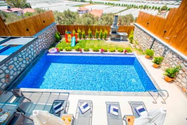 Villa Mirena Korunaklı Havuz 29