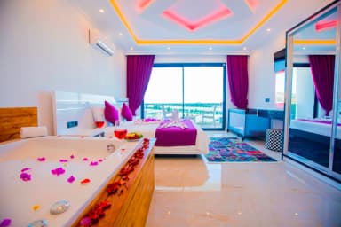 Villa Mirena Korunaklı Havuz 17