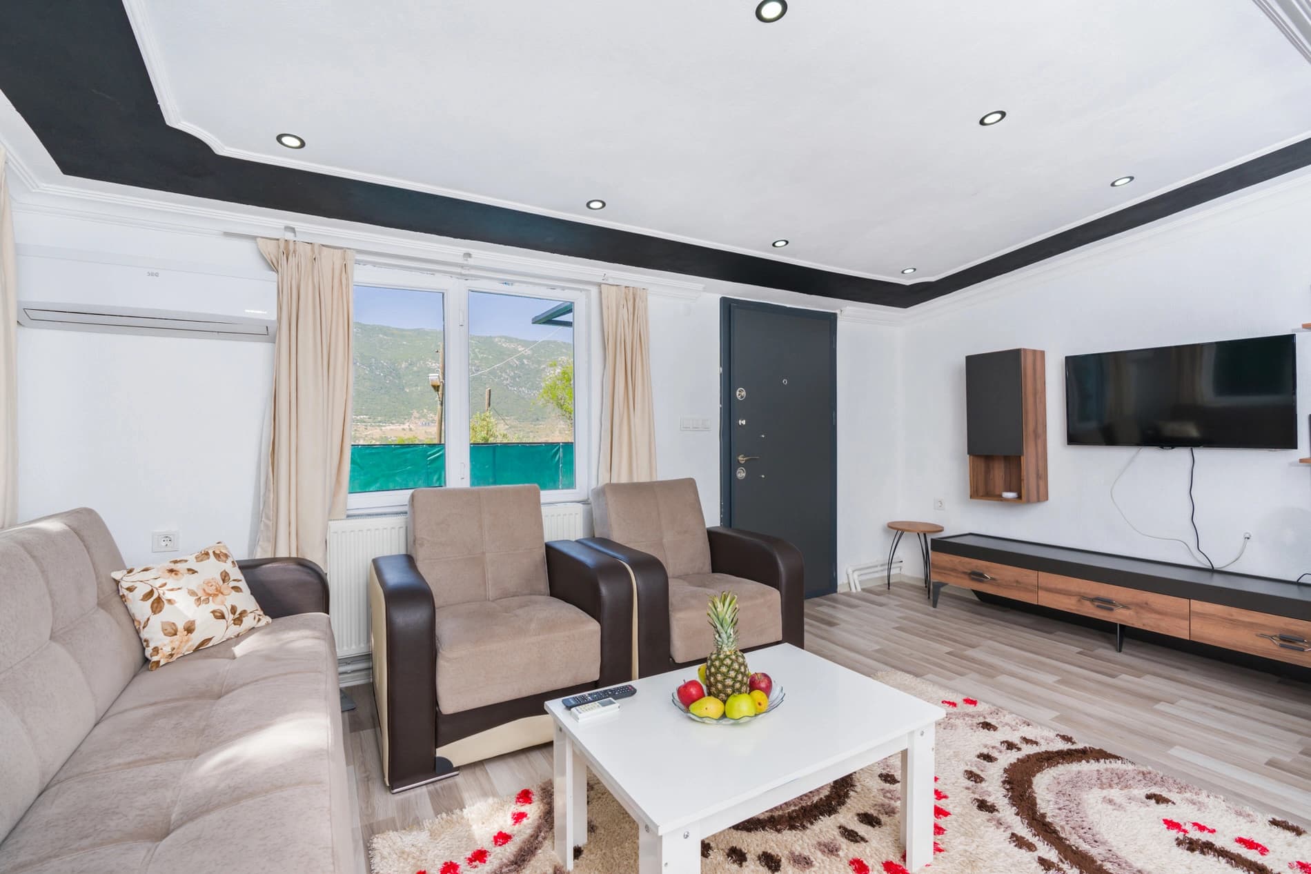 Villa Can Sarıbelen Korunaklı Havuz 44