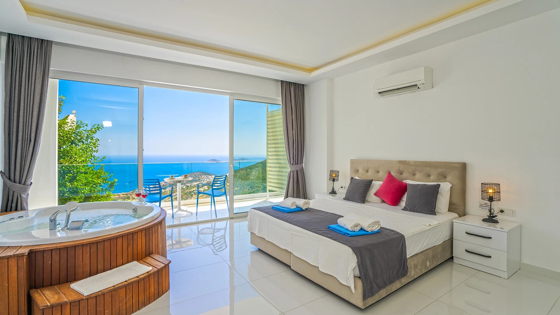 Villa Merit Crystal Korunaklı Havuz 80