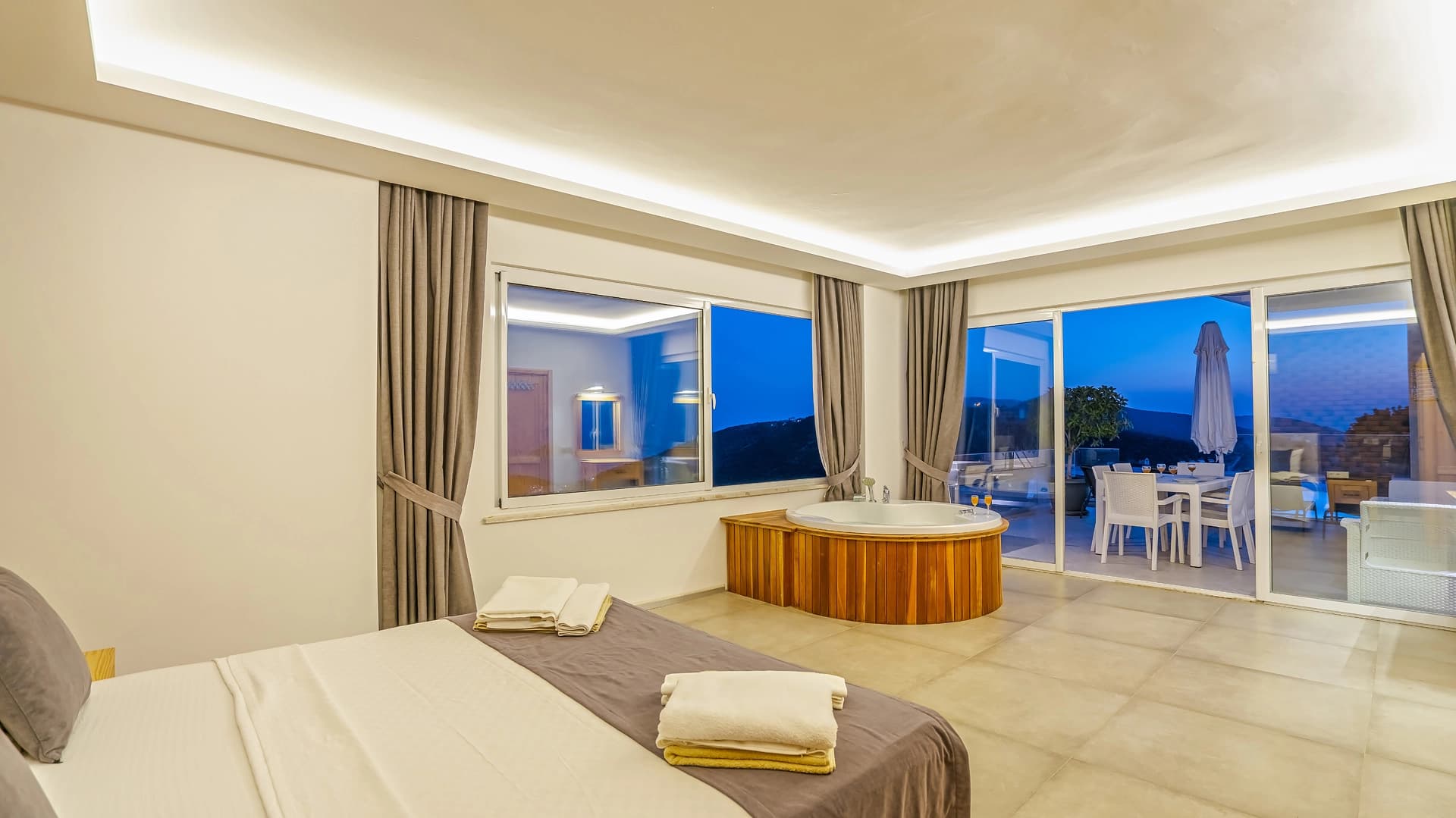 Villa Merit Natural Korunaklı Havuz 24