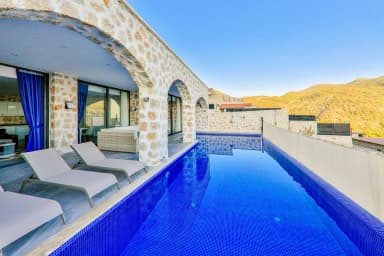 Villa Royal Hills 4 İslamlar 43