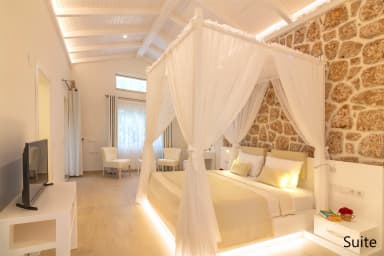 Suit La Mer Korunaklı Havuz 84