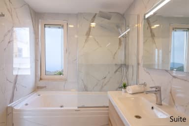 Suit La Mer Korunaklı Havuz 22