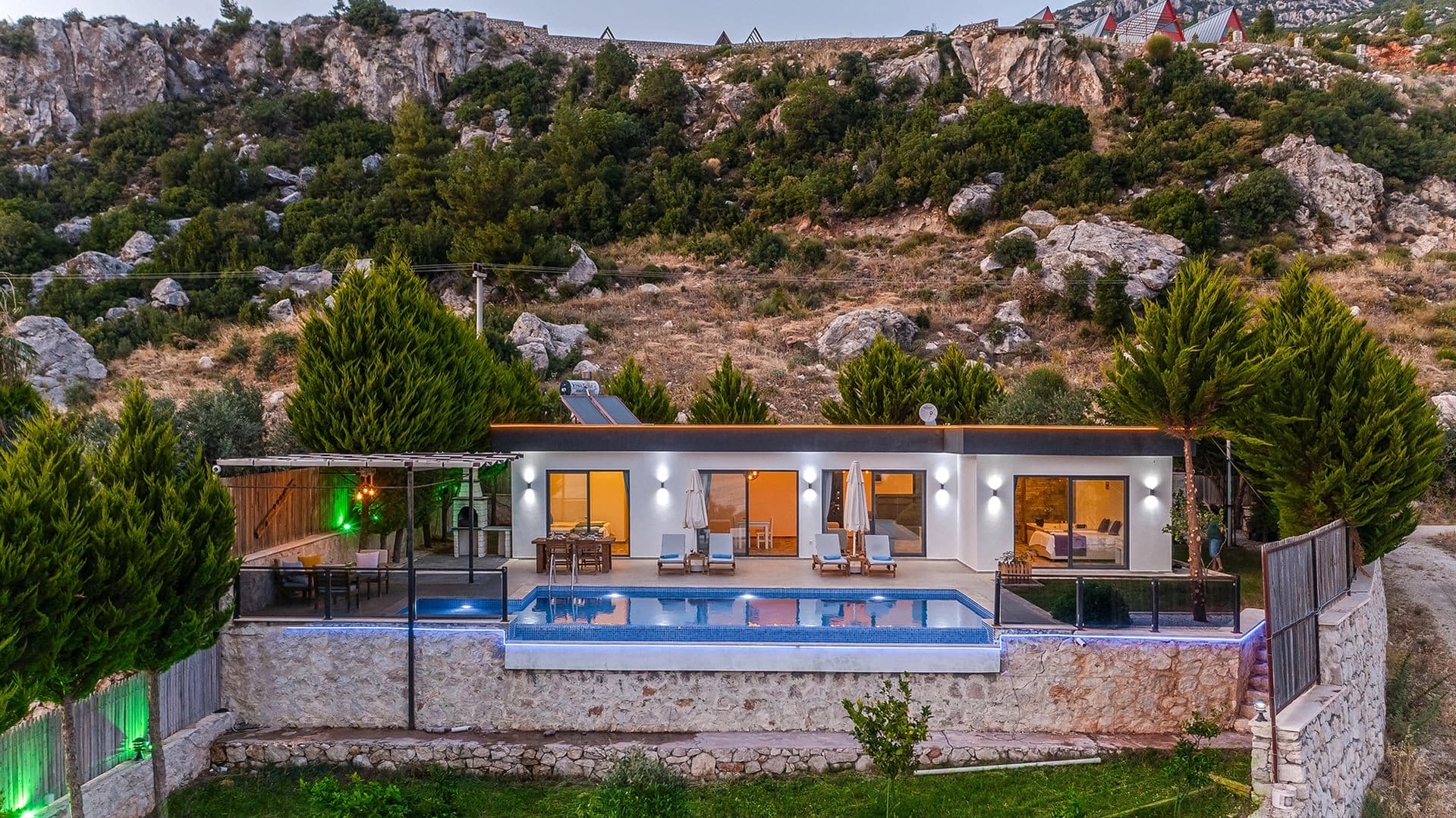 Villa Neco Çavdır 66