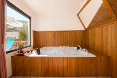 Villa Aklar Korunaklı Havuz 58