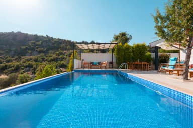 Villa Aklar Korunaklı Havuz 42