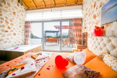 Villa Vanilya Korunaklı Havuz 38