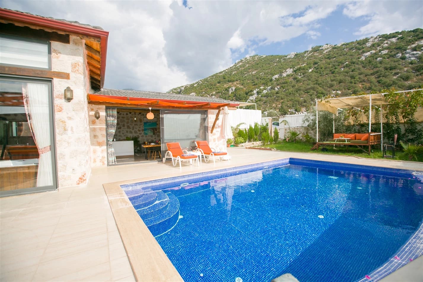 Villa Vanilya Korunaklı Havuz 44