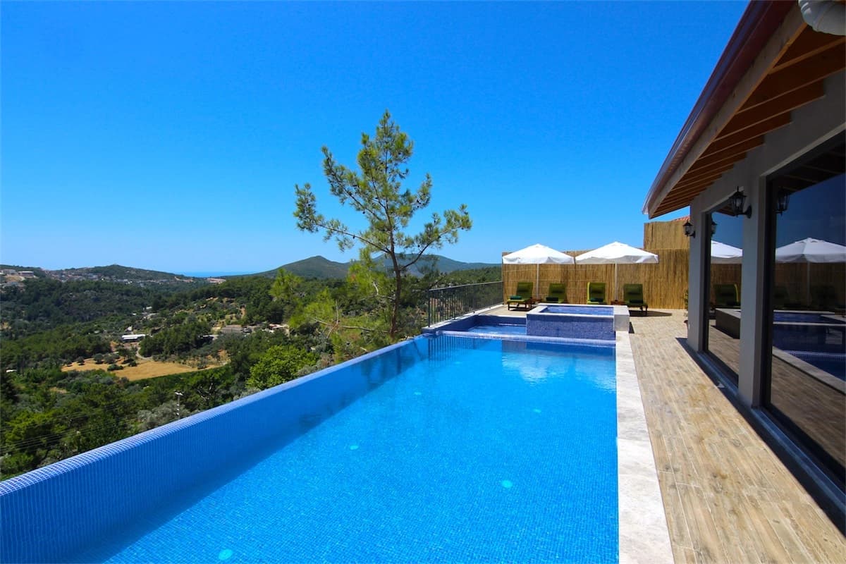 Villa Myra Korunaklı Havuz 41