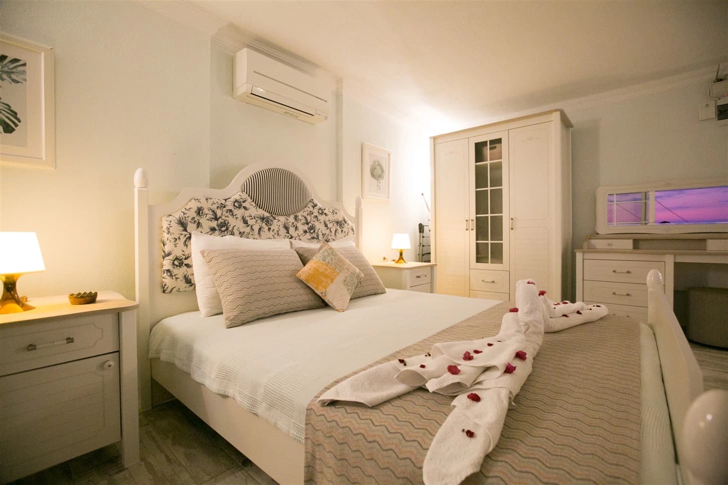 Köşk Suit Korunaklı Havuz 96