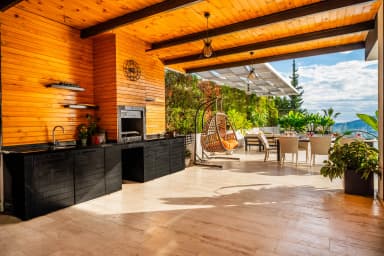 Villa Cratos Korunaklı Havuz 85