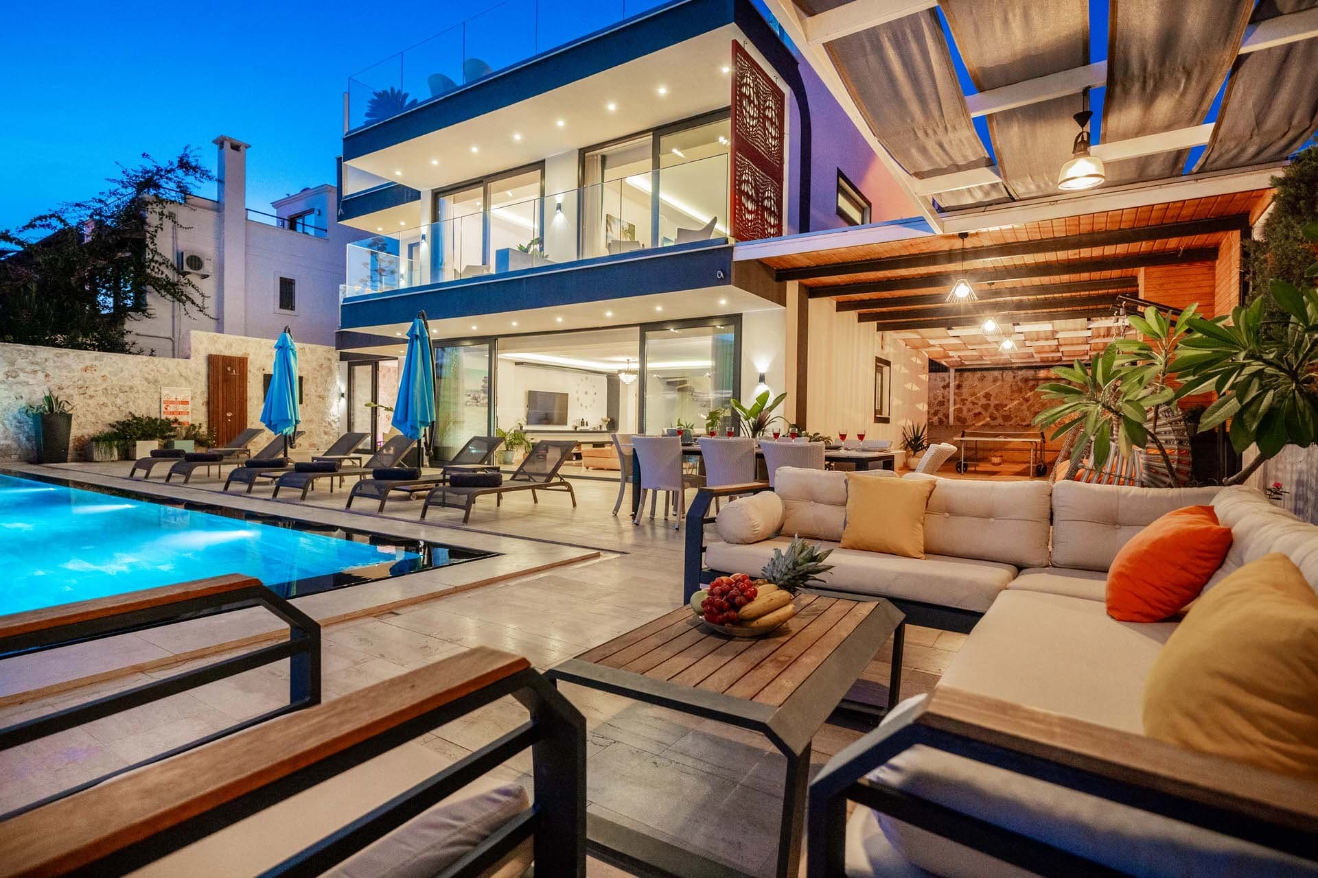 Villa Cratos Korunaklı Havuz 51