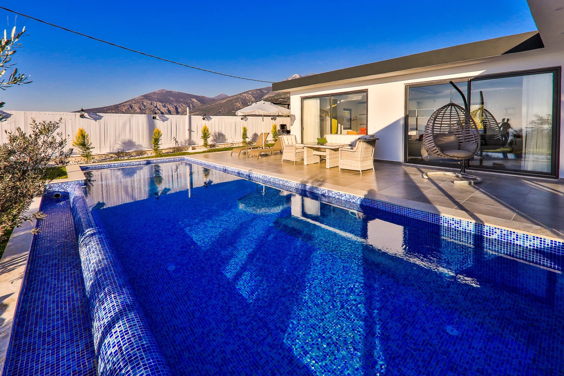 Villa Tadım Korunaklı Havuz 42