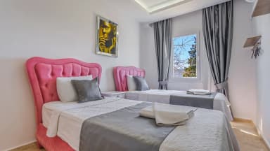 Villa Ekinezya Korunaklı Havuz 33