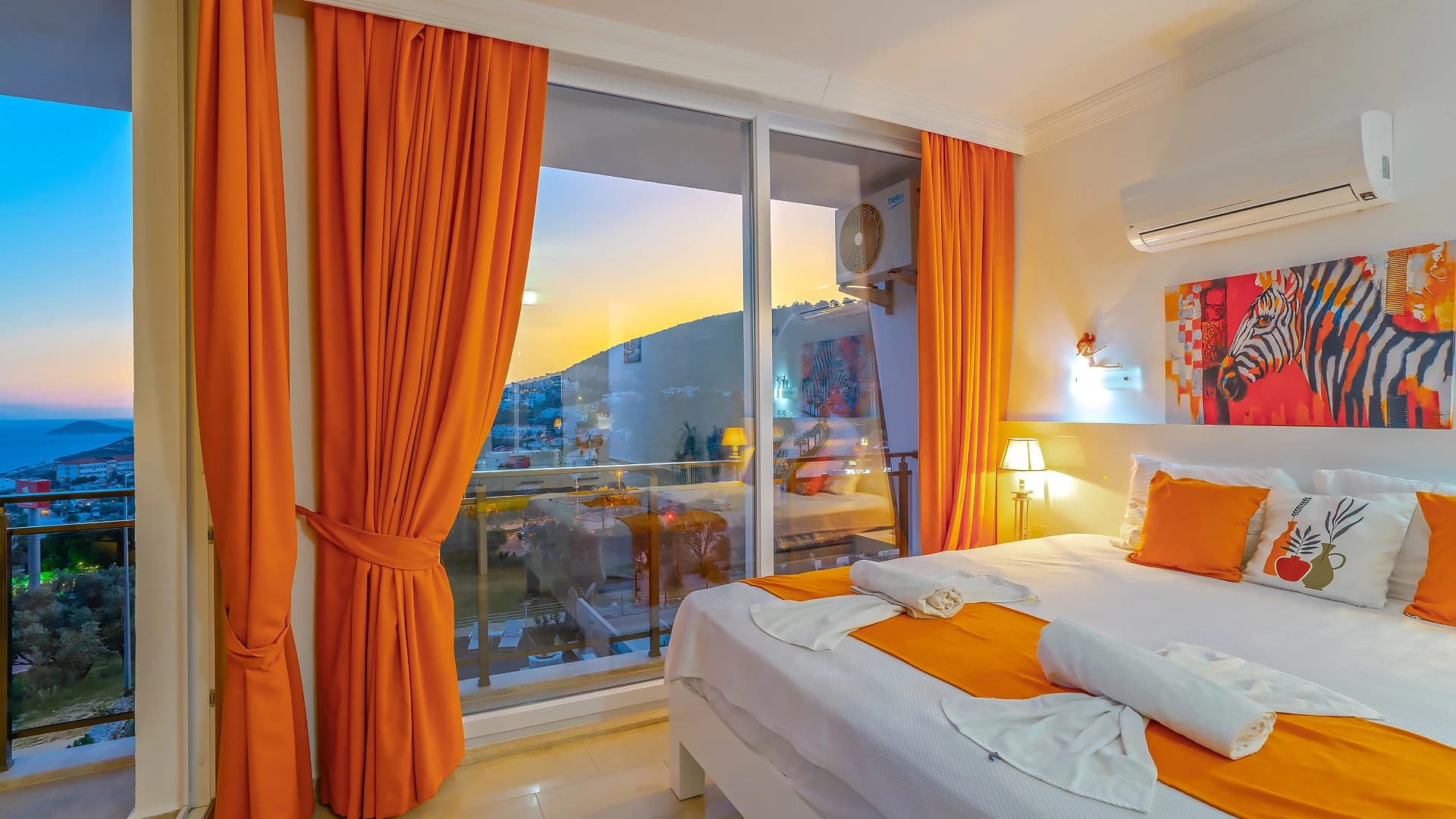 Suit Karmen Özel Havuzlu 30