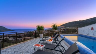 Suit Karmen Tatil Villası 84