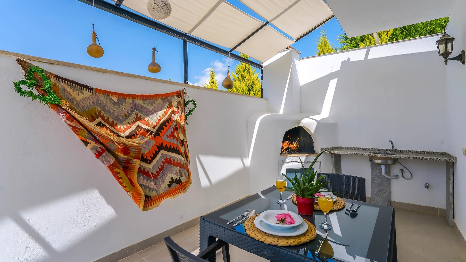 Villa Sakız Korunaklı Havuz 22