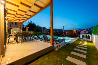 Villa Azure Luxe Çocuk Havuzu 27
