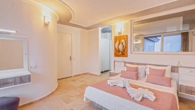 Villa Zilan Isıtmalı Havuz 72